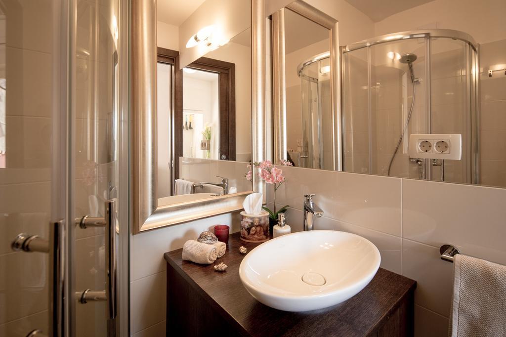 Apartment Shambala Sea View Rovinj Eksteriør billede